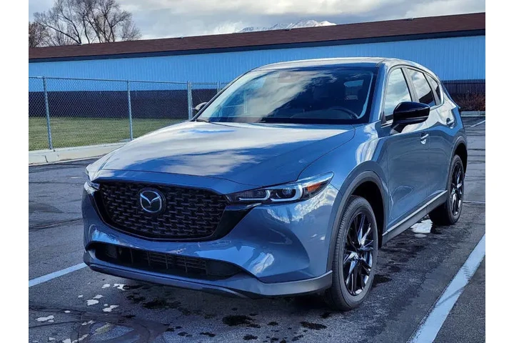 $22500 : 2024 CX-5 2.5 S Carbon Edition image 5