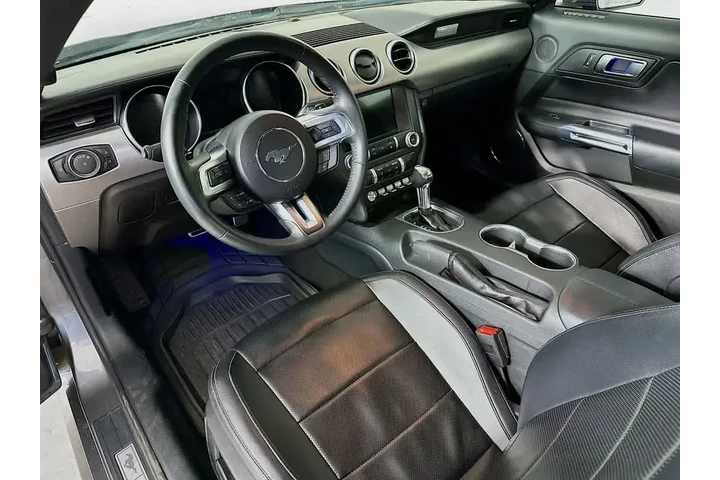 $17981 : Ford Mustang 2021 EcoBoost P image 2