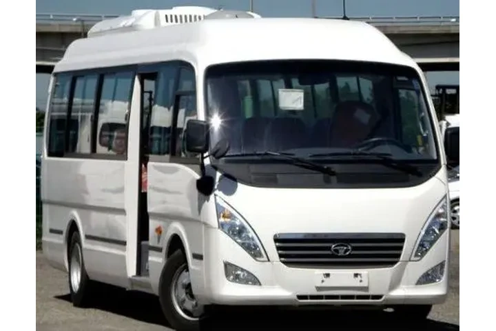 Mini Bus Rentals- 8 to 25 pass image 2