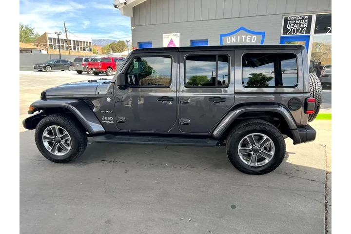 2020 Wrangler Unlimited North image 8