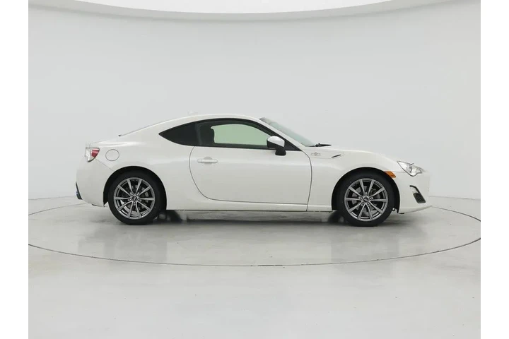 $17998 : Scion FR-S 2016 2dr Coupe 6A image 7
