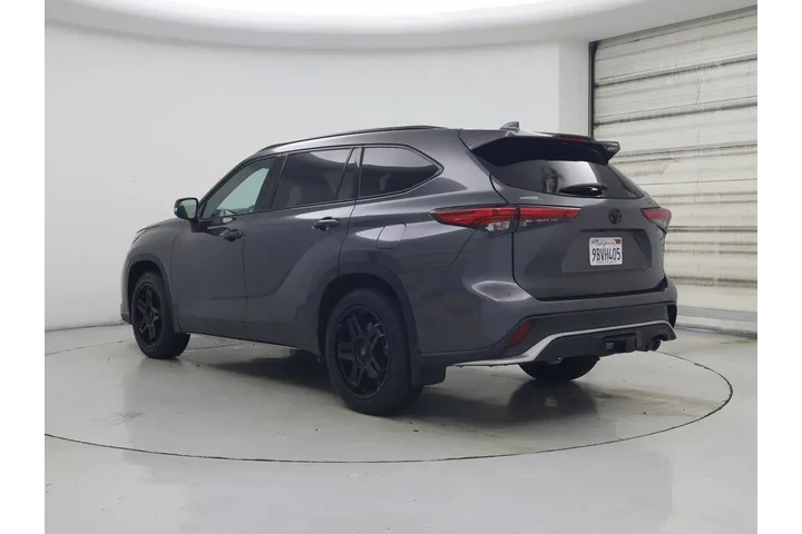 $37998 : Toyota Highlander 2021 AWD X image 2