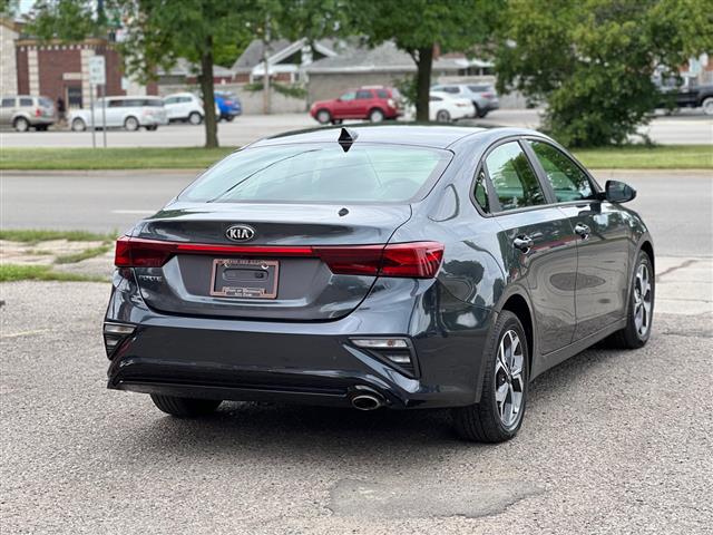 $12500 : 2019 Forte image 6