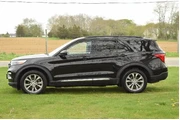 $31500 : Ford Explorer 2023 AWD XLT 4 thumbnail