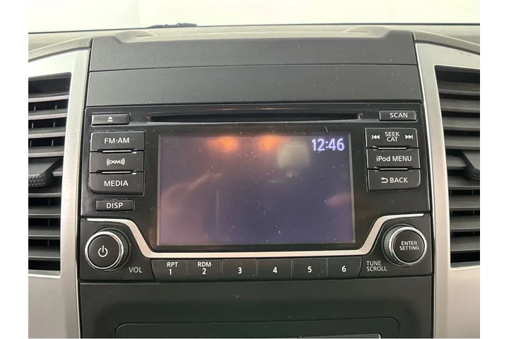 $17000 : 2018 Frontier SV V6 image 5