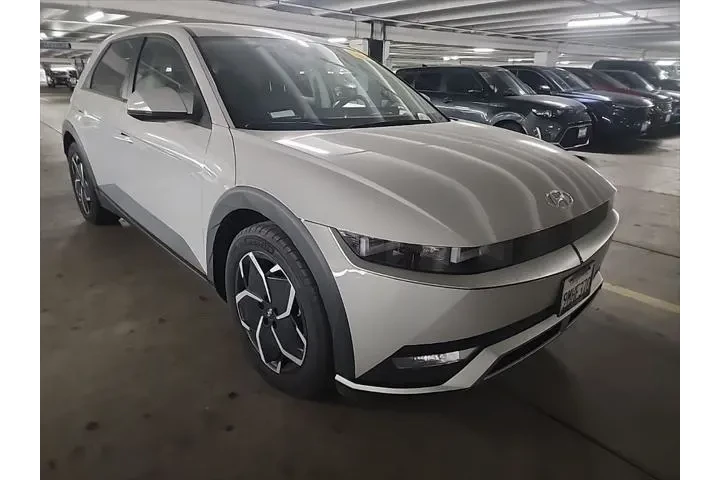 $25990 : Hyundai IONIQ 5 2024 SEL 4dr image 3
