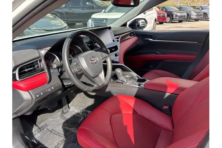 $29898 : Toyota Camry 2024 XSE 4dr Se image 9