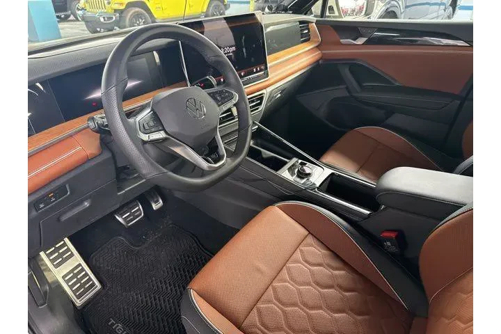 $38999 : Volkswagen Tiguan 2025 AWD S image 7