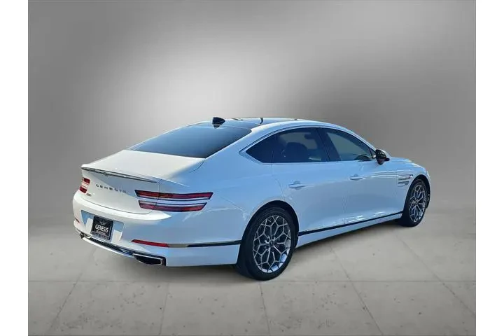 $33250 : Genesis G80 2023 AWD 2.5T 4d image 8