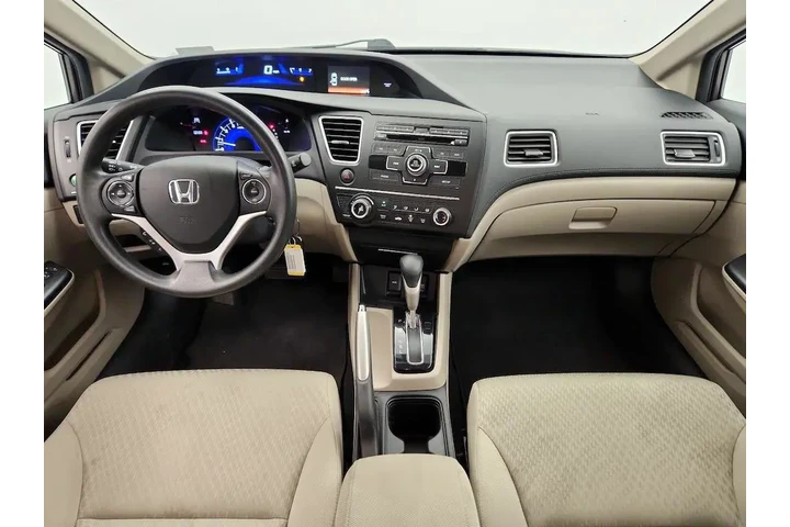 $16998 : Honda Civic 2015 LX 4dr Seda image 9