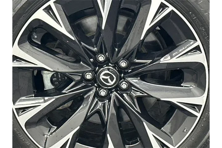 $30000 : Mazda CX-90 Plug-in Hybrid 2 image 5