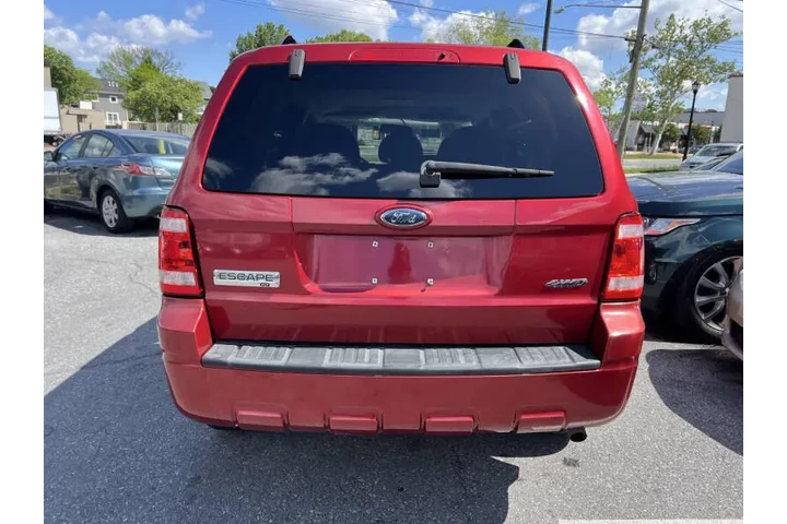 $7900 : 2009 Escape XLT image 5