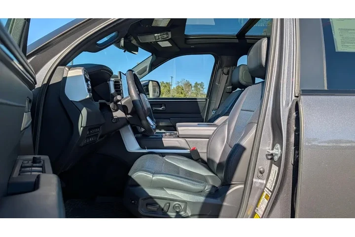 $55990 : 2024 Tundra Platinum image 7