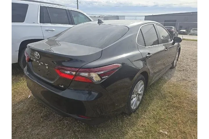 $23343 : Toyota Camry 2024 LE 4dr Sed image 3