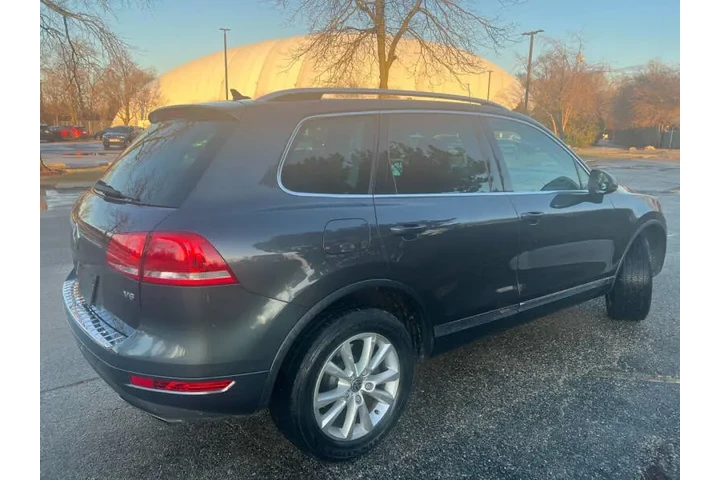 $11997 : 2014 Touareg V6 Sport image 7