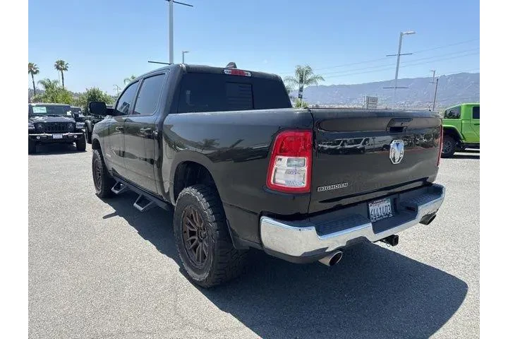 $27973 : Ram 1500 2021 4x2 Big Horn 4 image 2
