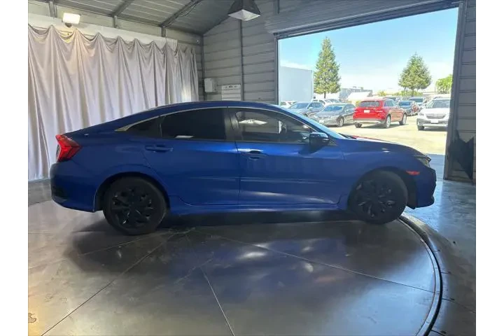 $12699 : Honda Civic 2016 LX 4dr Seda image 4