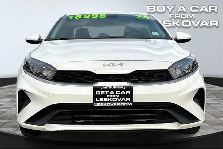 $14998 : Kia Forte 2024 LX 4dr Sedan image 3