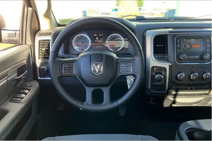 $18985 : Ram 1500 2014 4x2 SLT 4dr Qu image 5