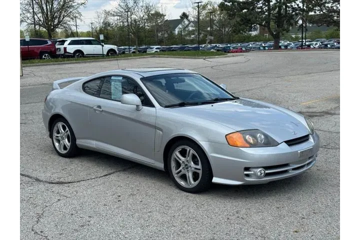 $8366 : Hyundai Tiburon 2004 GT V6 2 image 7