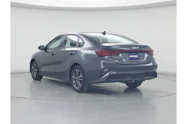 $16998 : Kia Forte 2024 LXS 4dr Sedan image 2