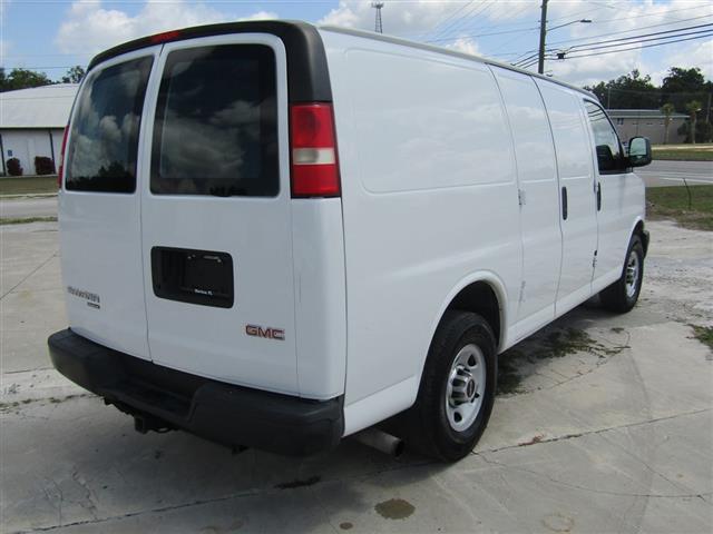 $15995 : 2012 G2500 Vans image 3