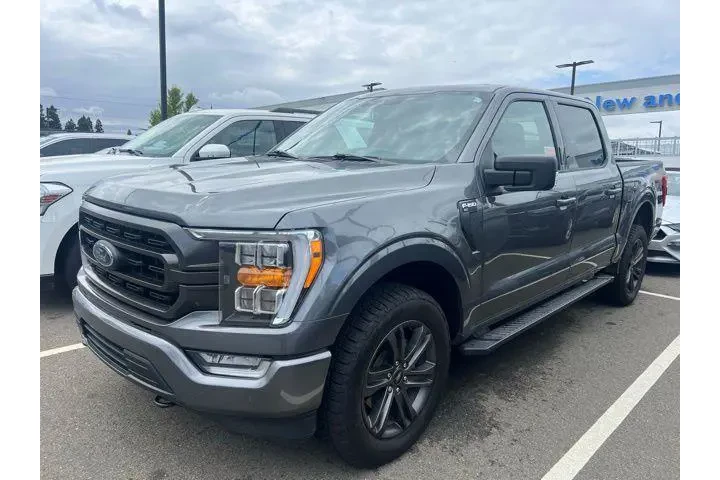 $38988 : Ford F-150 2022 4x4 XLT 4dr image 2