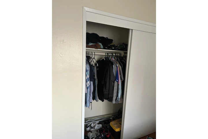 $750 : Se renta cuarto. image 1