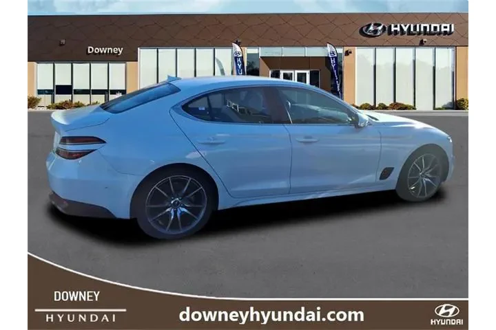 $24746 : Genesis G70 2023 2.0T 4dr Se image 4