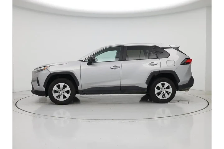 $27998 : Toyota RAV4 2024 AWD LE 4dr image 3