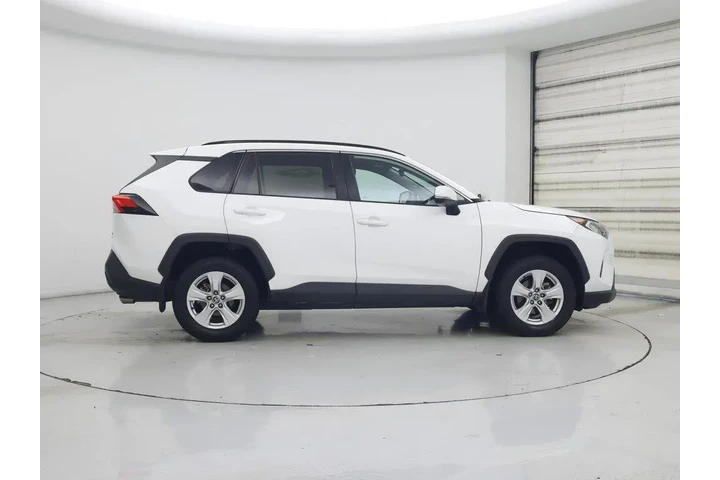 $27998 : Toyota RAV4 2021 AWD XLE 4dr image 7