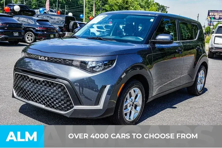 $15420 : Kia Soul 2023 LX 4dr Crossov image 3