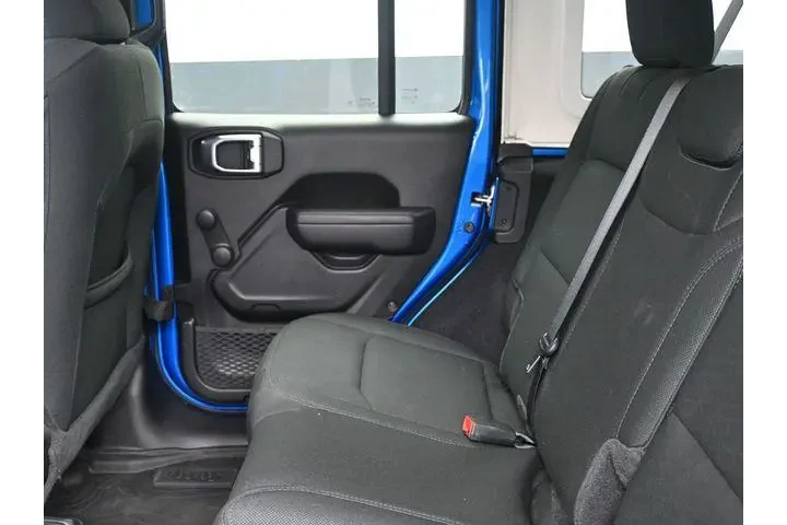 $32900 : Jeep Wrangler Unlimited 2022 image 7