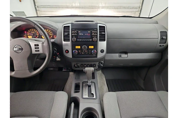 $17998 : Nissan Frontier 2014 4x4 SV image 9