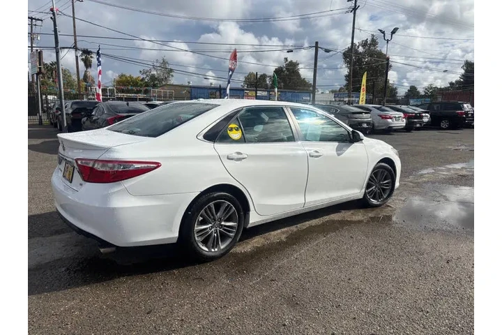 $13999 : 2017 Camry SE image 6