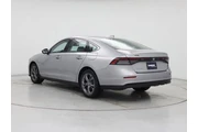 $26998 : Honda Accord 2024 EX 4dr Sed thumbnail