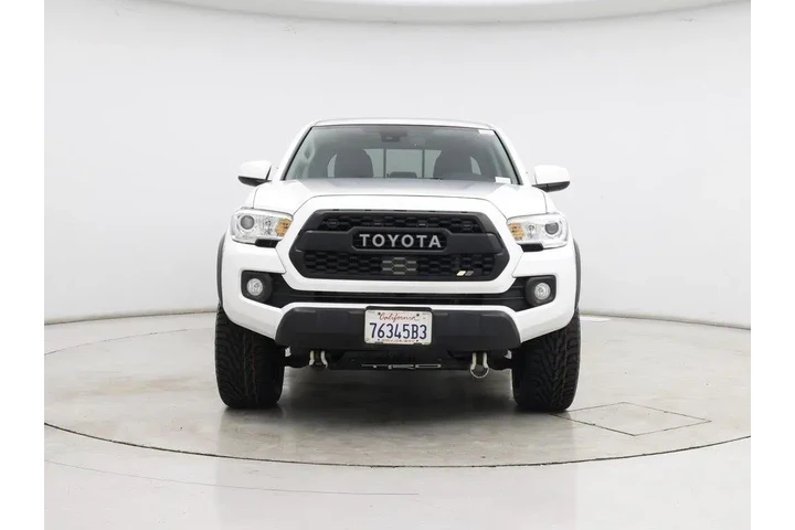 $37998 : Toyota Tacoma 2021 4x4 SR5 V image 5