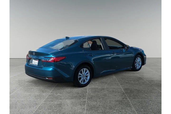$29400 : Toyota Camry 2025 SE 4dr Sed image 5