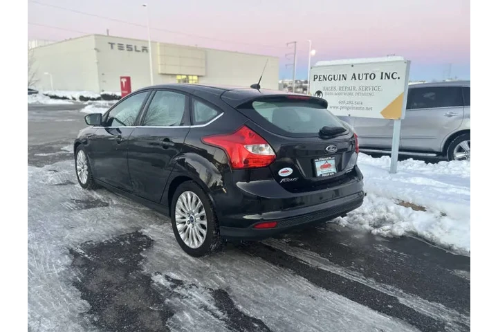 $3990 : 2012 Focus Titanium image 4