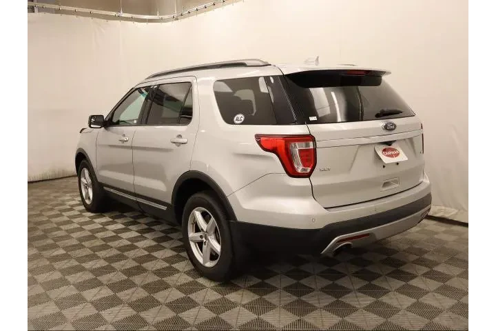 $14995 : Ford Explorer 2017 AWD XLT 4 image 1