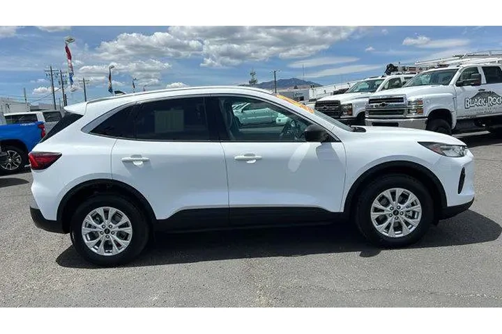 $22984 : Ford Escape 2024 AWD Active image 4