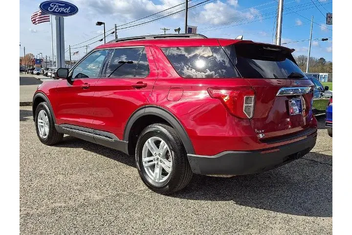 $36949 : Ford Explorer 2024 AWD XLT 4 image 6