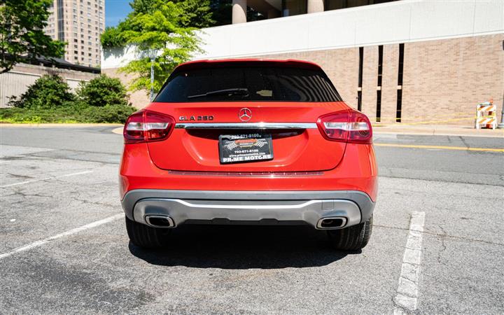 $20000 : 2018 MERCEDES-BENZ GLA image 5