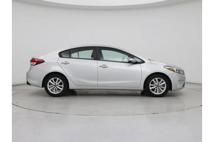$11599 : Kia Forte 2017 LX 4dr Sedan image 7