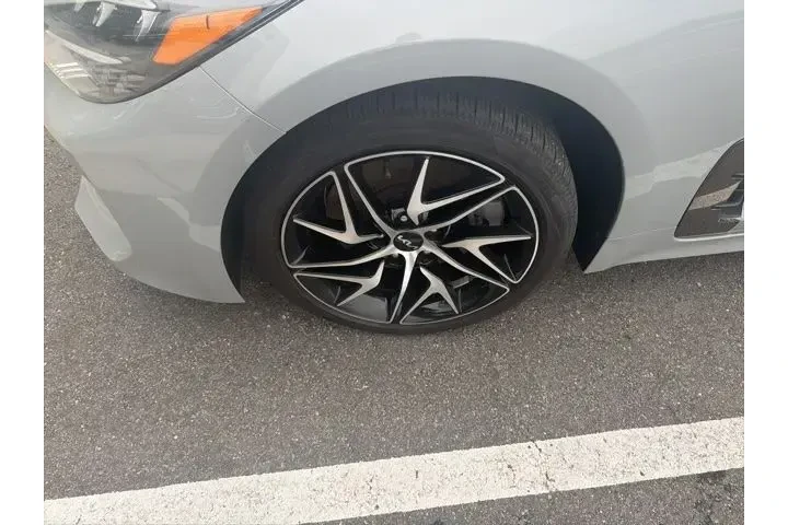 $23490 : Kia Stinger 2022 GT-Line 4dr image 10