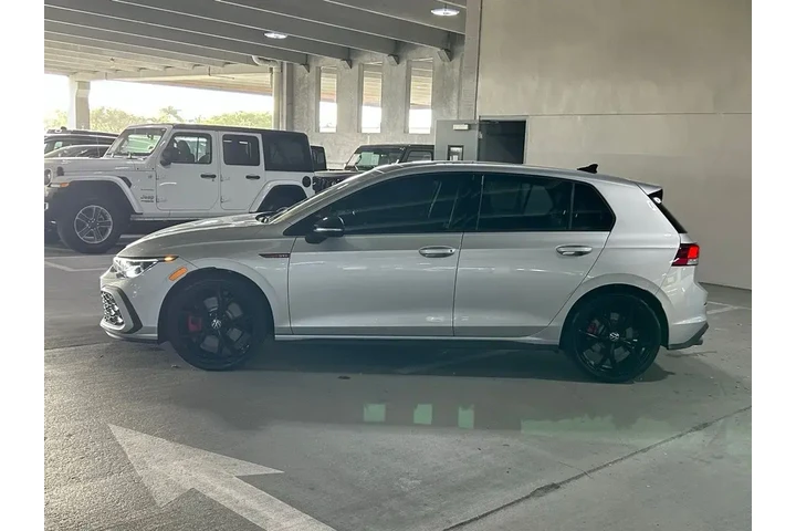 $31563 : Volkswagen Golf GTI 2024 380 image 2