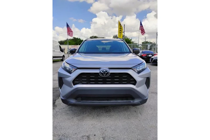 $15000 : 2021 RAV4 LE image 5