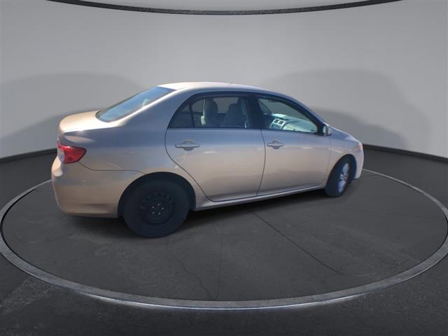 $12000 : PRE-OWNED 2013 TOYOTA COROLLA image 9