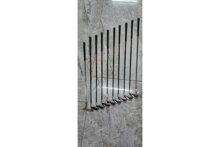 $400 : set Palos de Golf Callaway image 2