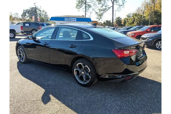 $15800 : Chevrolet Malibu 2023 LT 4dr image 6